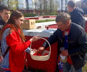Пасхальное угощение для бездомных и малоимущих Пасхальное угощение для бездомных и малоимущих