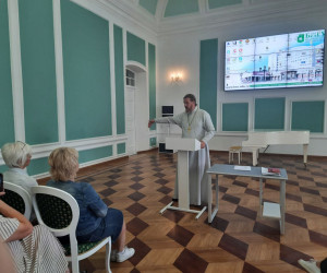 Встреча с первокурсниками настоятеля университетского храма в честь Архангела Гавриила