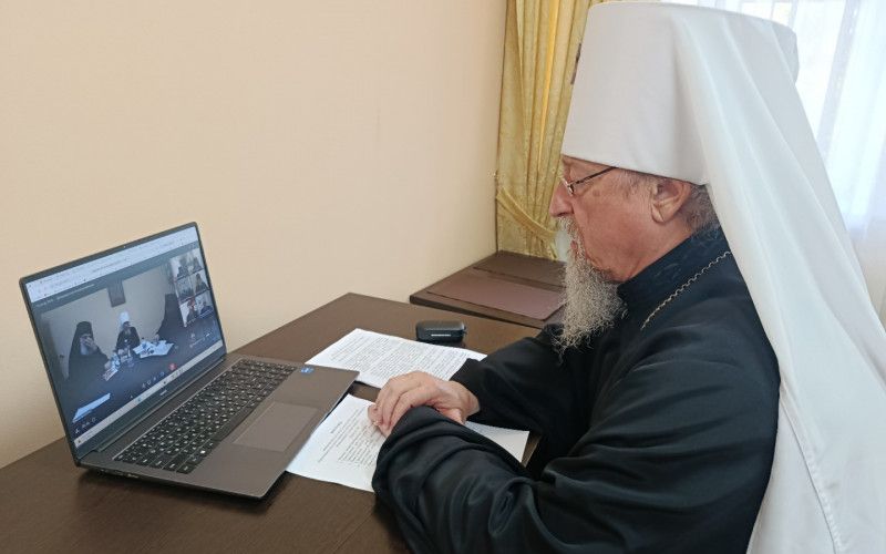 Митрополит Белгородский и Старооскольский Иоанн принял участие в круглом столе «Практическое исполнение монашеских обетов в условиях современности»