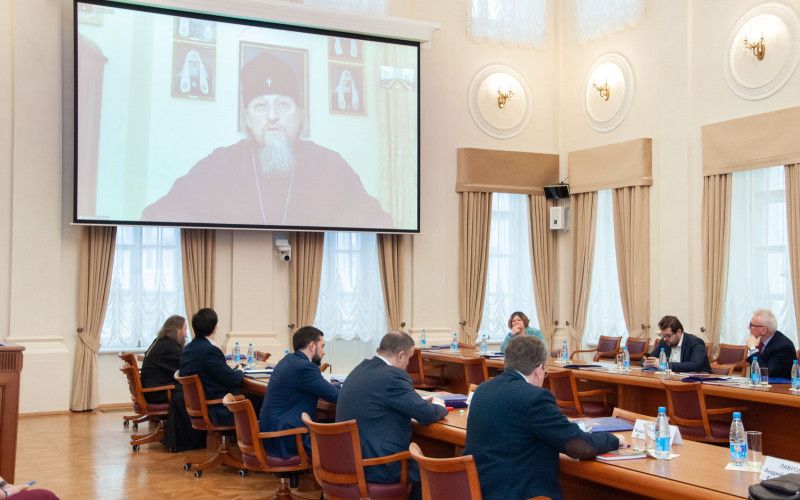 Митрополит Иоанн принял участие в конференции Высшей школы экономики