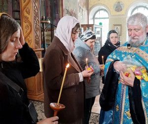 В Успенском храме Нового Оскола отслужен молебен для семей участников СВО