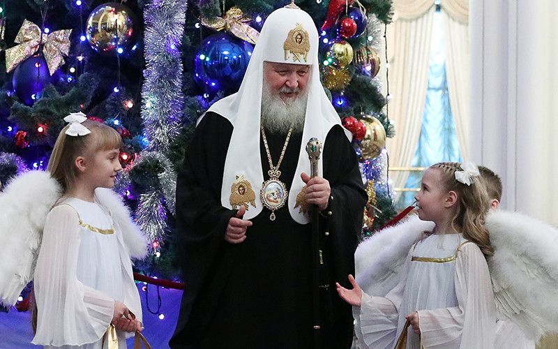 Патриаршее видеообращение с рассказом о Рождестве увидели школьники на первом в 2023 году уроке «Разговоры о важном»