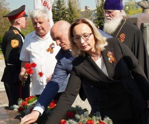 В день 15-летия присвоения Старому Осколу почётного звания «Город воинской славы» состоялась торжественная церемония возложения цветов