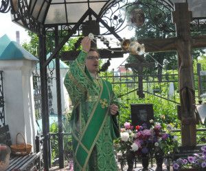 В Старом Осколе отметили день рождения Церкви Христовой