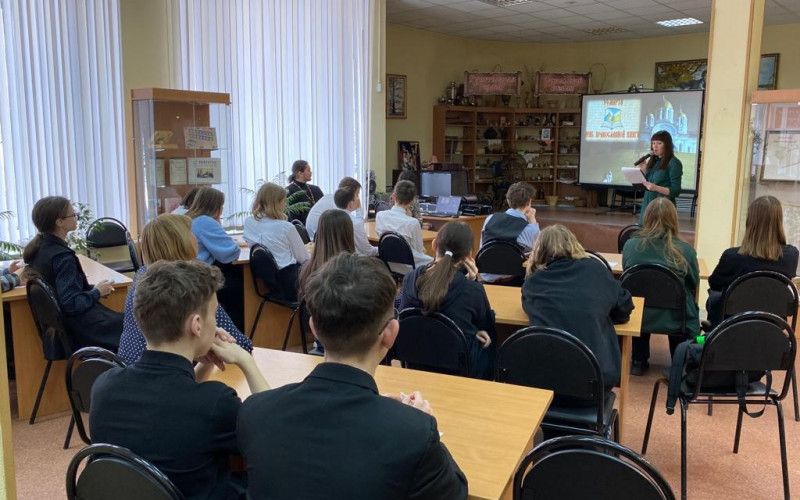В старооскольской библиотеке имени А. С. Пушкина отметили День православной книги