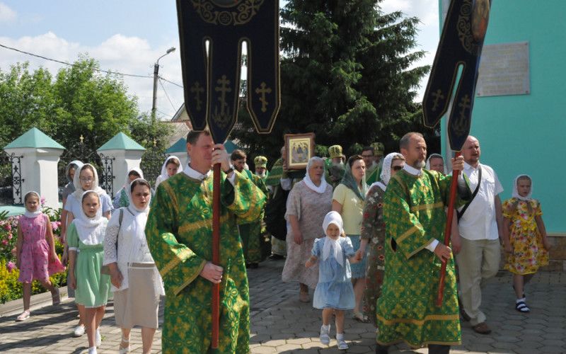 В Старом Осколе отметили день рождения Церкви Христовой