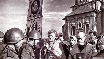 Святая Русь против нацистского Вараввы