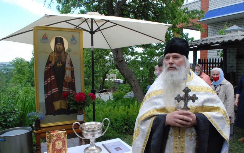 Год двадцатилетия прославления священномученика Онуфрия