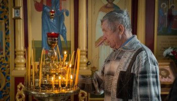 С именем святого апостола