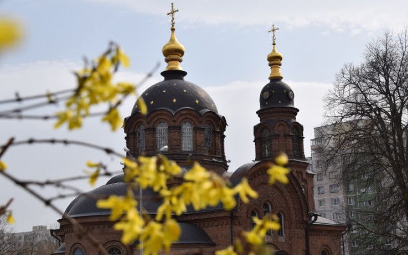 Александро-Невский храм на рубеже эпох