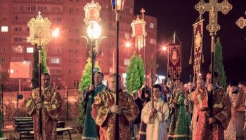 Пасхальный крестный ход как память о Крещении