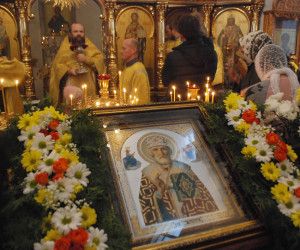 Мы должны молиться, чтобы Господь нам даровал то упование веры, которое было присуще святителю Николаю