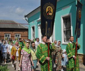 В Старом Осколе отметили день рождения Церкви Христовой