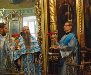 Матерь Божия не оставляет нас!