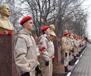 Памятник герою открыли в Новом Осколе
