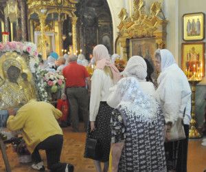 Старооскольцам, чрез образ Казанской иконы Божией Матери, открылось непередаваемое ощущение благодати и любви Пресвятой Богородицы