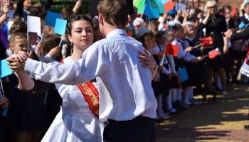Последний звонок: время для радости и грусти