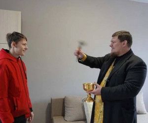 Четыре новых жителя появились в Красном Острове Русскохаланского поселения