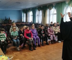 Дети воскресной школы Успенского собора города Нового Оскола посмотрели фильм о Преображенском соборе Белгорода