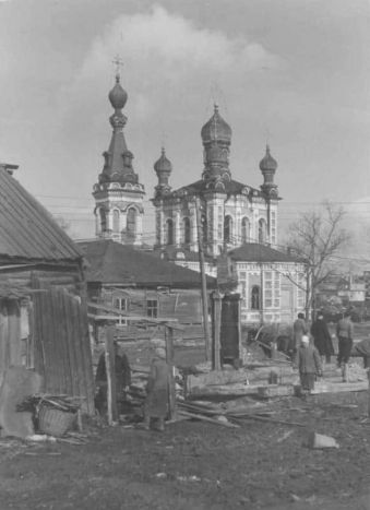 Вид на Всехсвятскую церковь в оккупированном Смоленске