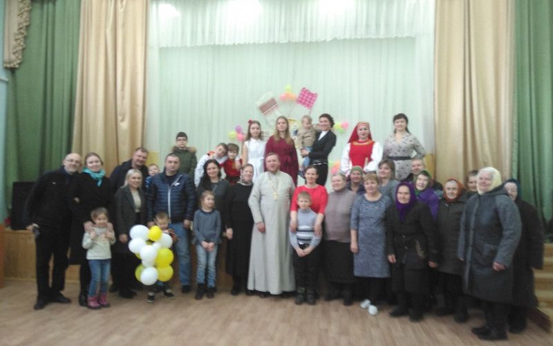 Праздничный концерт прошел в селе Самойловка