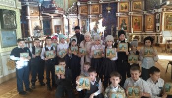 Ученики новооскольской школы имени княжны Ольги Романовой посетили Успенский собор