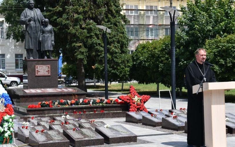 В Чернянке прошёл митинг в День памяти и скорби