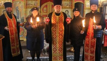 Благодатный огонь доставили в ФКУ ИК-1 УФСИН России в Новом Осколе