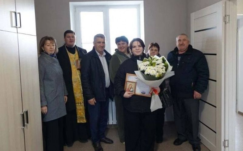 Четыре новых жителя появились в Красном Острове Русскохаланского поселения