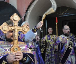 Идти за Крестом Христовым