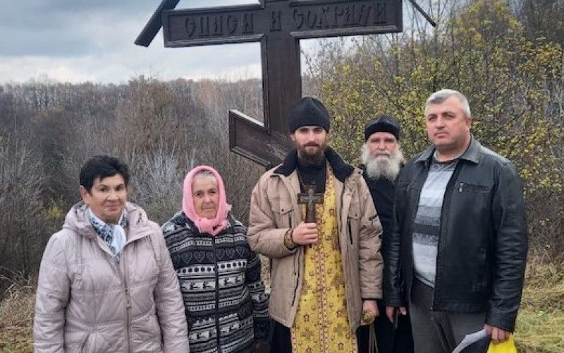 В Новооскольском районе почтили память убиенных в 1937 году на хуторе Богатый