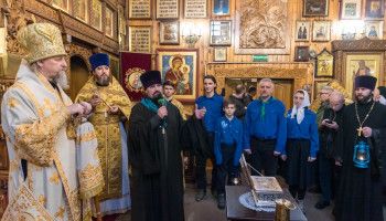 В Белгород доставили огонь от неугасимой лампады из Вифлеема