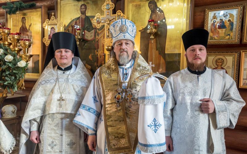 Архиерейское служение в день памяти Собора Пресвятой Богородицы