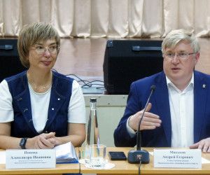 Тепло дружеской встречи