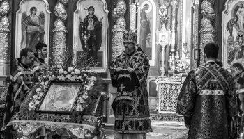 В Великую Среду митрополит Иоанн совершил последнюю в году Литургию Преждеосвященных Даров