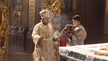 В новогоднюю ночь митрополит Иоанн возглавил Божественную литургию