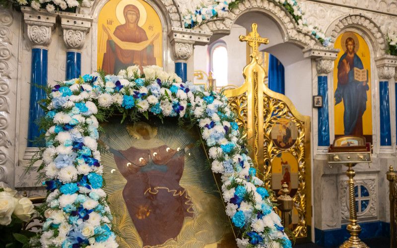 «Хлеб наш насущный»: в день праздника иконы Божией Матери «Спорительница хлебов» храм в поселке Дубовое отметил престольный праздник