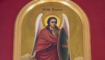 Архиерейское служение в день памяти Архангела Михаила