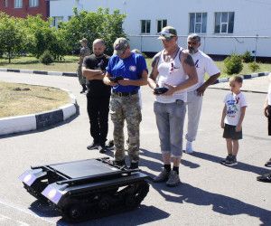 Первый семейный турнир «СВОИ»