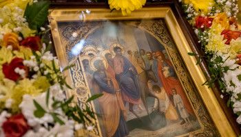 «Принял Ты хвалу от Ангелов и прославление от детей, восклицавших Тебе: «Благословен Ты, Идущий призвать к Себе Адама!»