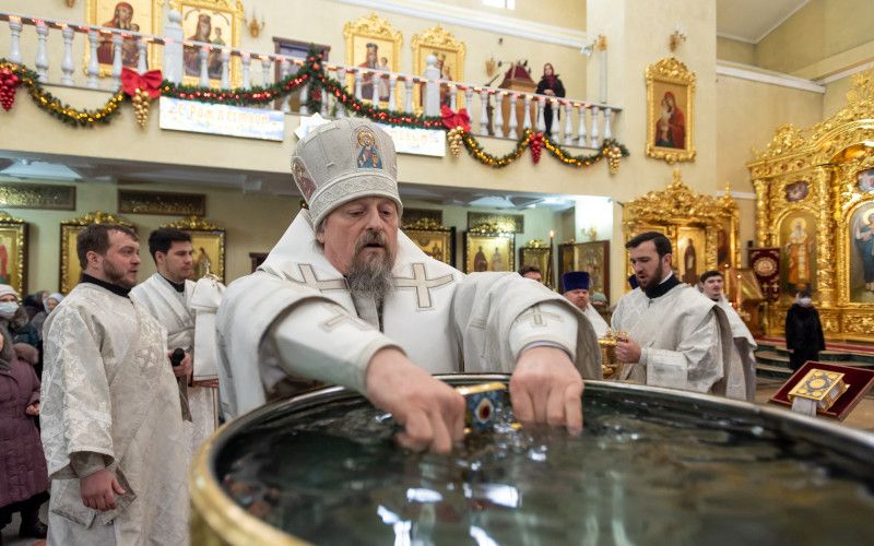 В навечерие Богоявления митрополит Иоанн совершил чин Великого освящения воды