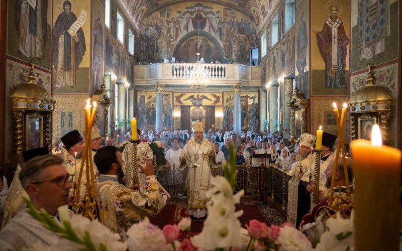 В канун праздника Преображения митрополит Иоанн совершил всенощное бдение в кафедральном соборе