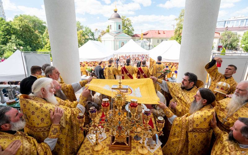 10 лет со дня возрождения отметила Белгородская митрополия