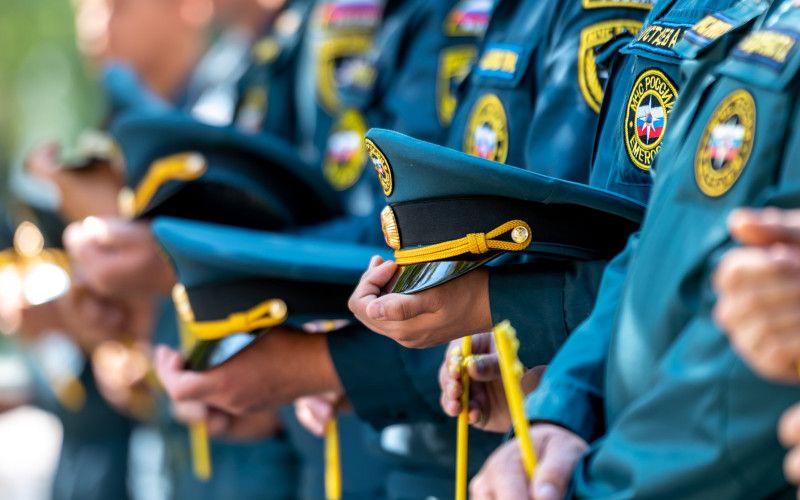 Сотрудники и руководство регионального МЧС почтили память Евгения Зиничева