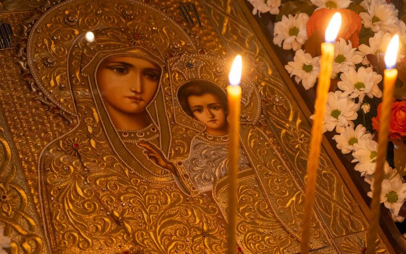 В канун празднования Казанской иконы Божией Матери митрополит Иоанн возглавил всенощное бдение