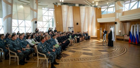 «Решает суд, а исполняете решение вы»: митрополит Иоанн поздравил судебных приставов с профессиональным праздником