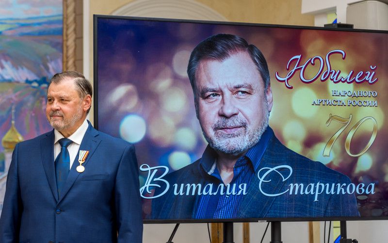 Гостиная-бенефис