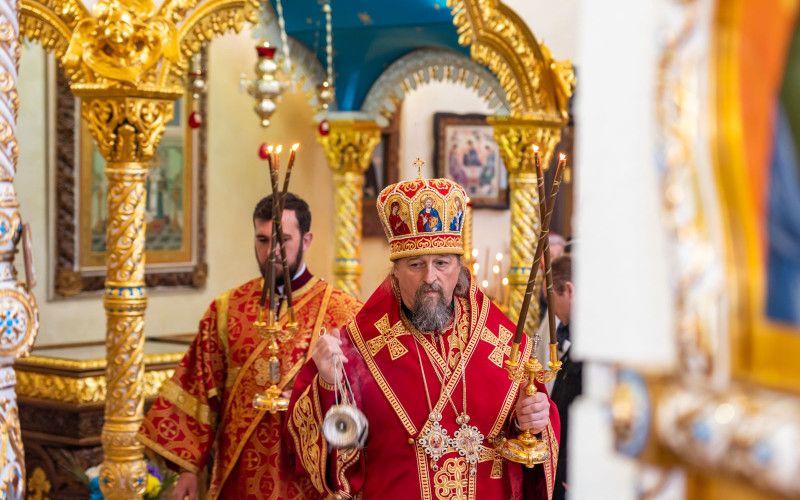 Архиерейское служение в Неделю  2-ю по Пасхе