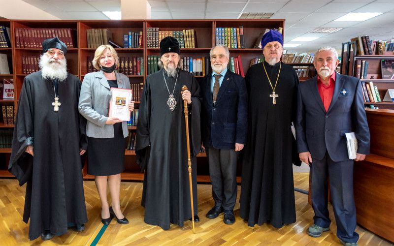 На заседании Белгородского общества Русской словесности презентовали книгу "Патриарх и президенты"