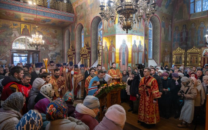 Митрополит Иоанн посетил Старый Оскол в день памяти небесного покровителя города